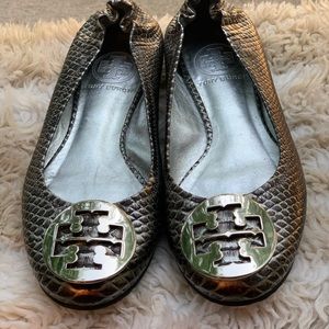 Like NEW snake skin size 5 Tory Burch ballet flats